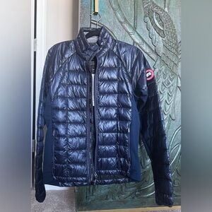 Canada Goose men’s navy blue Hybridge Lite Jacket